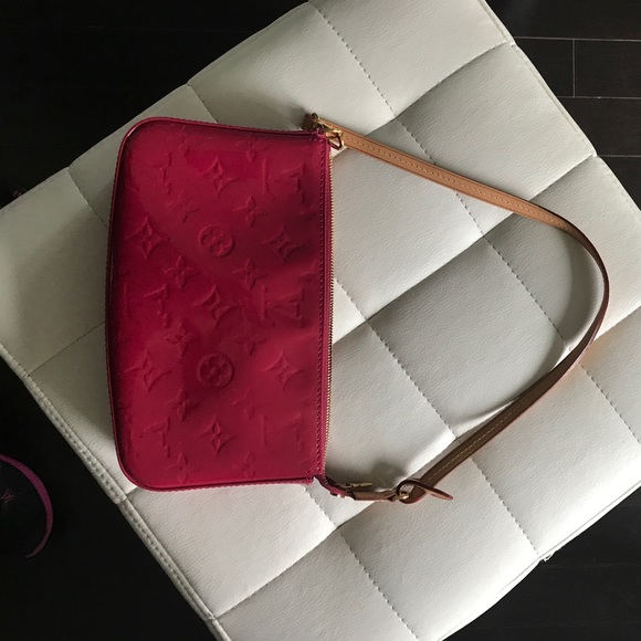 lv vernis monogram leather pouchette accessory - Picture 4 of 5