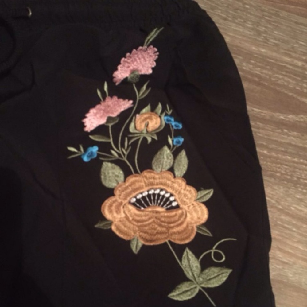 ! Embroider and Trendy  ! New!! SPECIAL PRICE ! - Picture 4 of 4