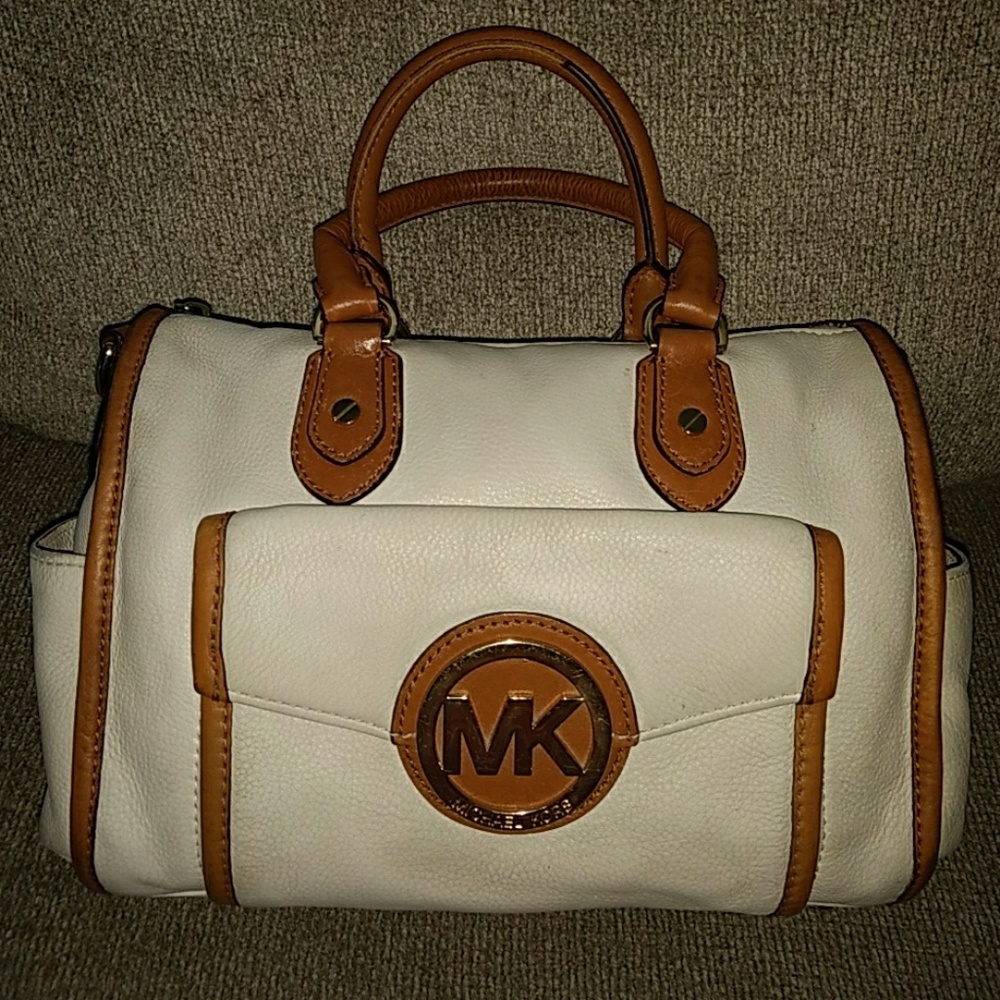 Michael Kors Leather Handbag