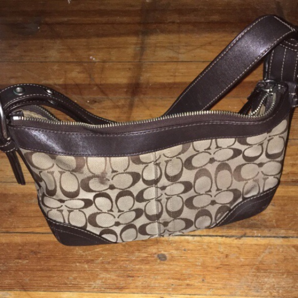 Coach Handbag - Picture 3 of 4