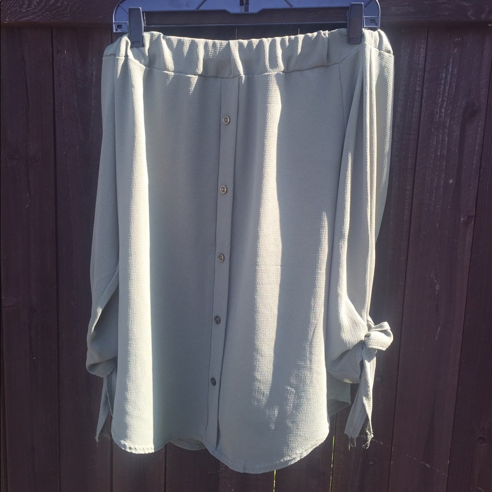 💞Boohoo off shoulder green top💞