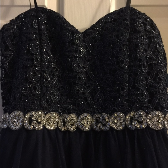 FORMAL PROM SWEET 16 Dress - Picture 3 of 5