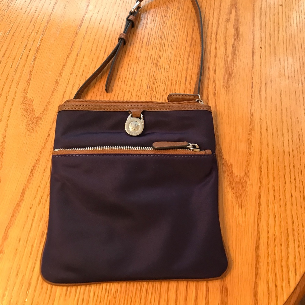Michael Kors small cross body bag.