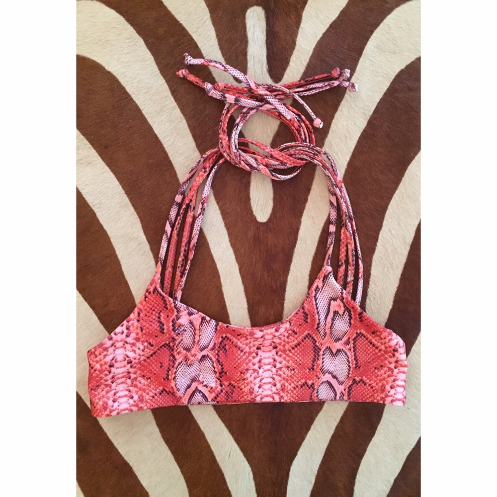 Thayer Bikini Top