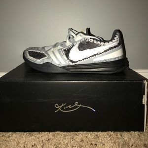 Kobe Mentality | ANTHRCT-CL GRY-DRK GR