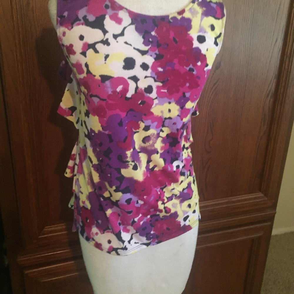 Epic threads tank - Picture 4 of 5