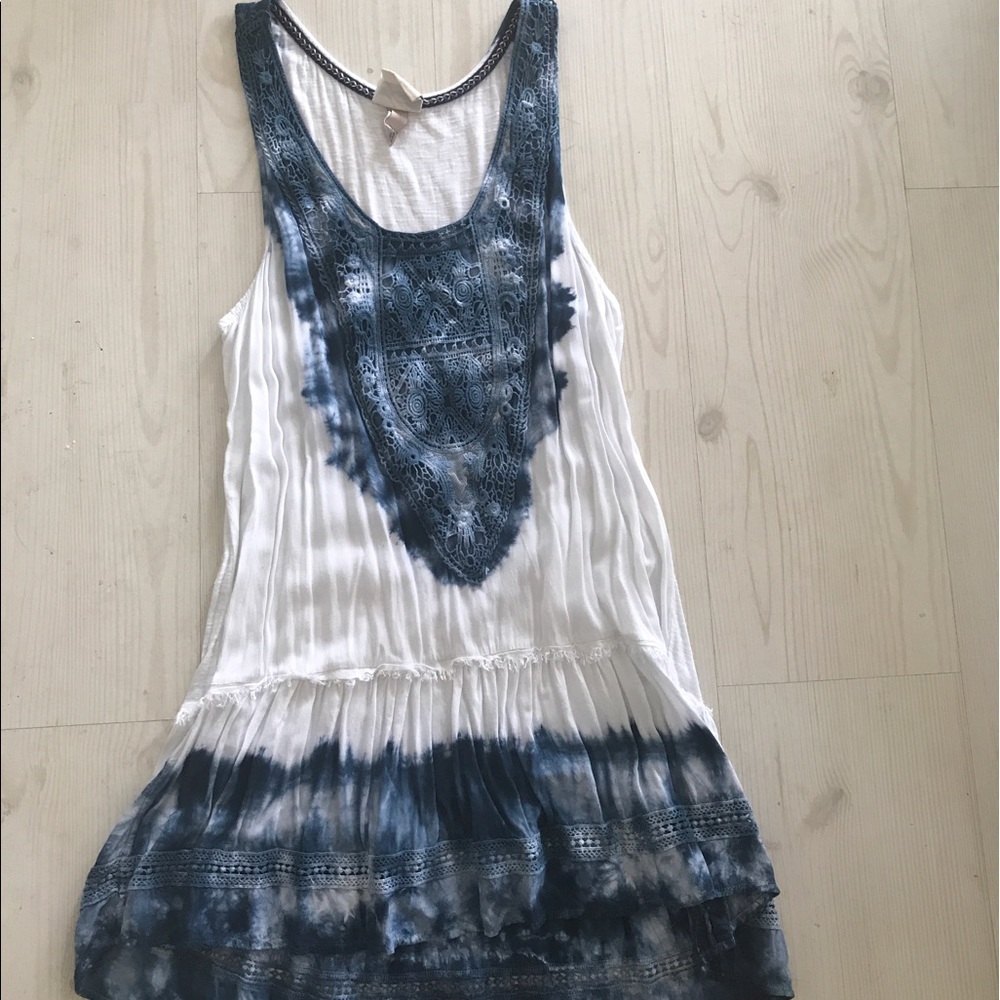 Knox Rose size medium Tie Dye shirt
