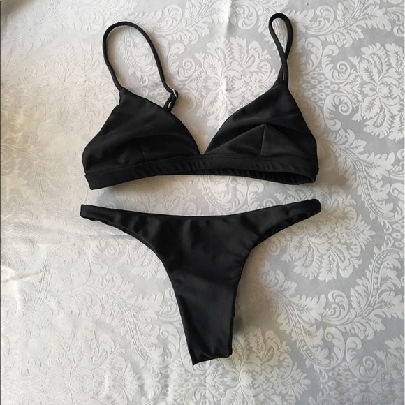 ❌SOLD❌Mikoh Set - Picture 1 of 1