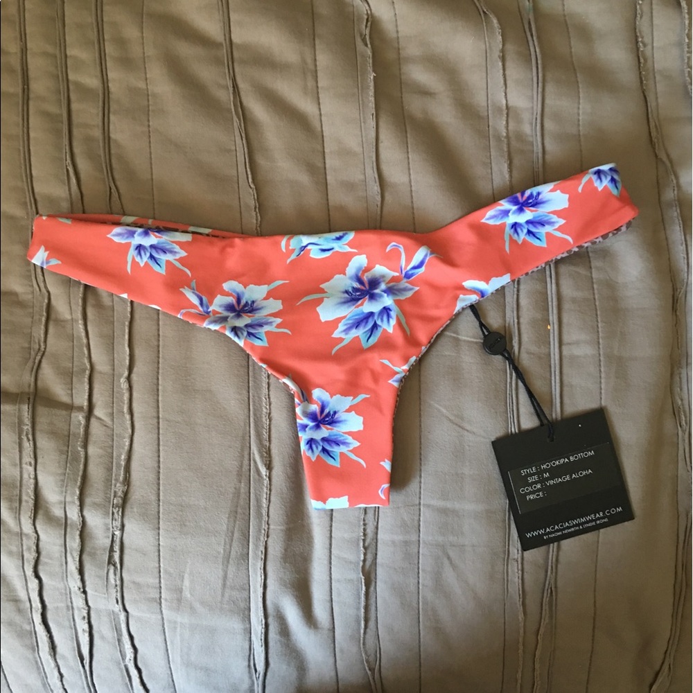 ❌SOLD❌Vintage Aloha Hookipa