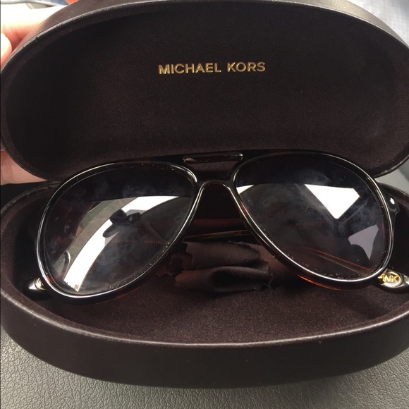 Michael Kors Aviator Sunglasses - Picture 3 of 4