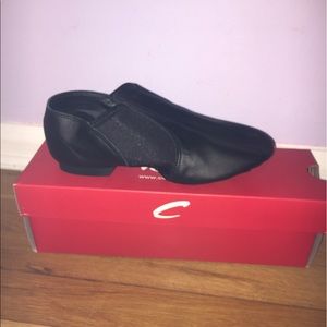 Never before worn Black capezio jazz shoe