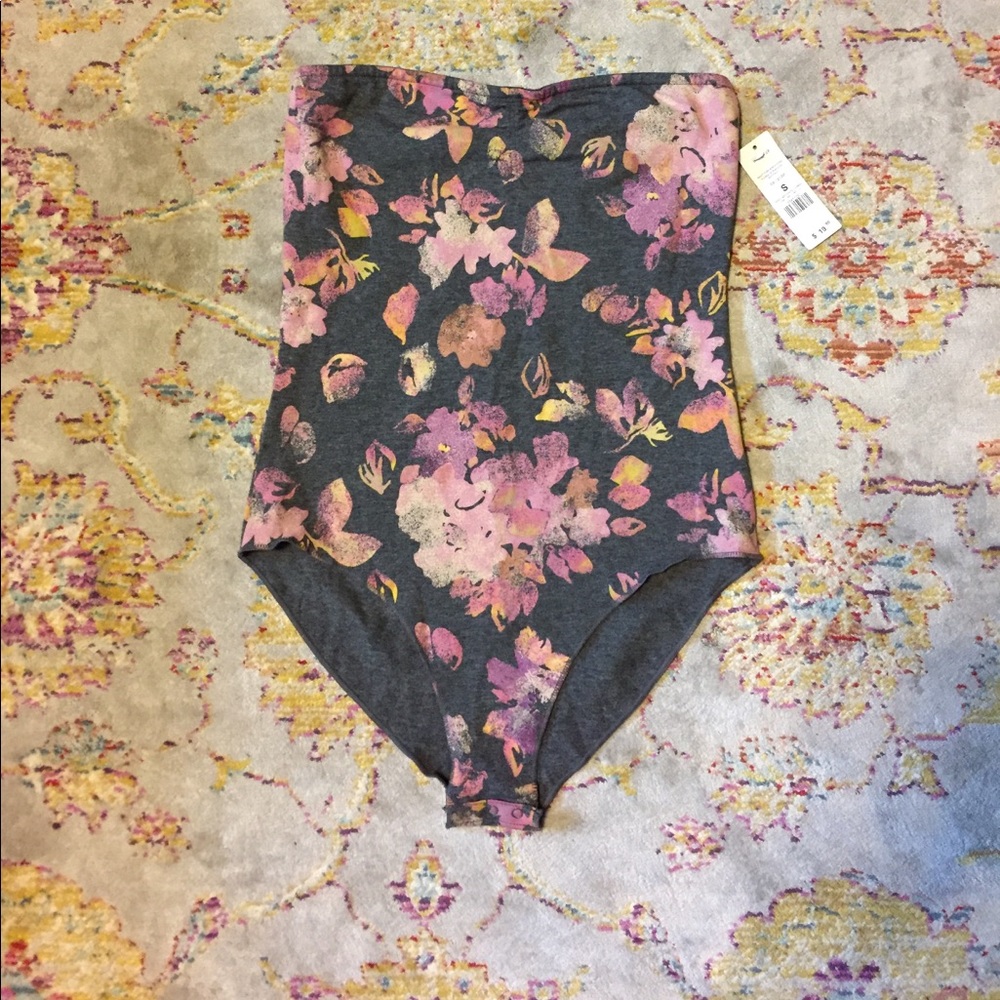 Small strapless Garage bodysuit - NWT!!