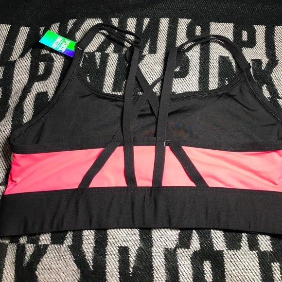SALE💕 VSPINK BRALETTE NWT - Picture 2 of 3