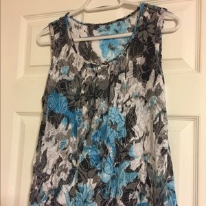 Floral tank top!