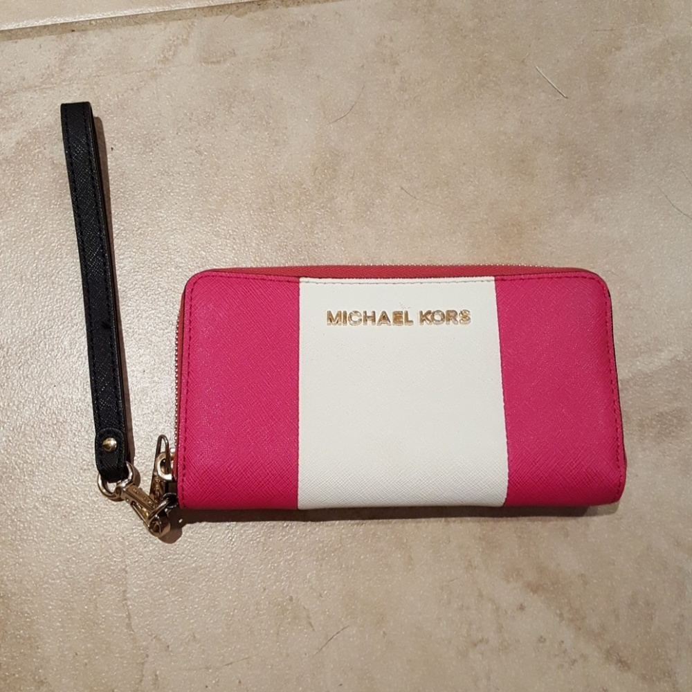 Michael Kors wallet