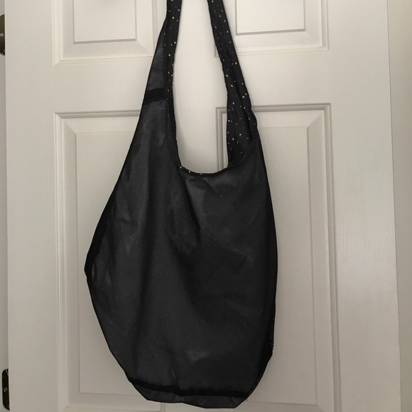 over the shoulder bags nike