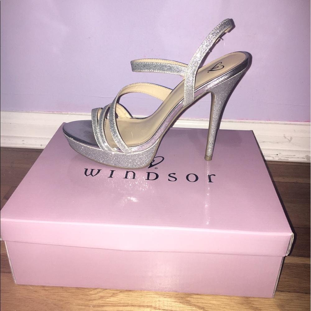 Strappy heels only worn once