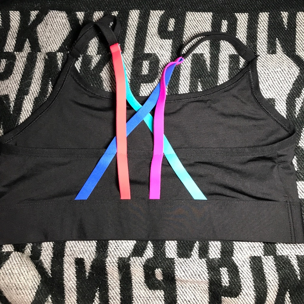 SALE💕 VS PINK Small BRALETTE 💕 - Picture 2 of 2