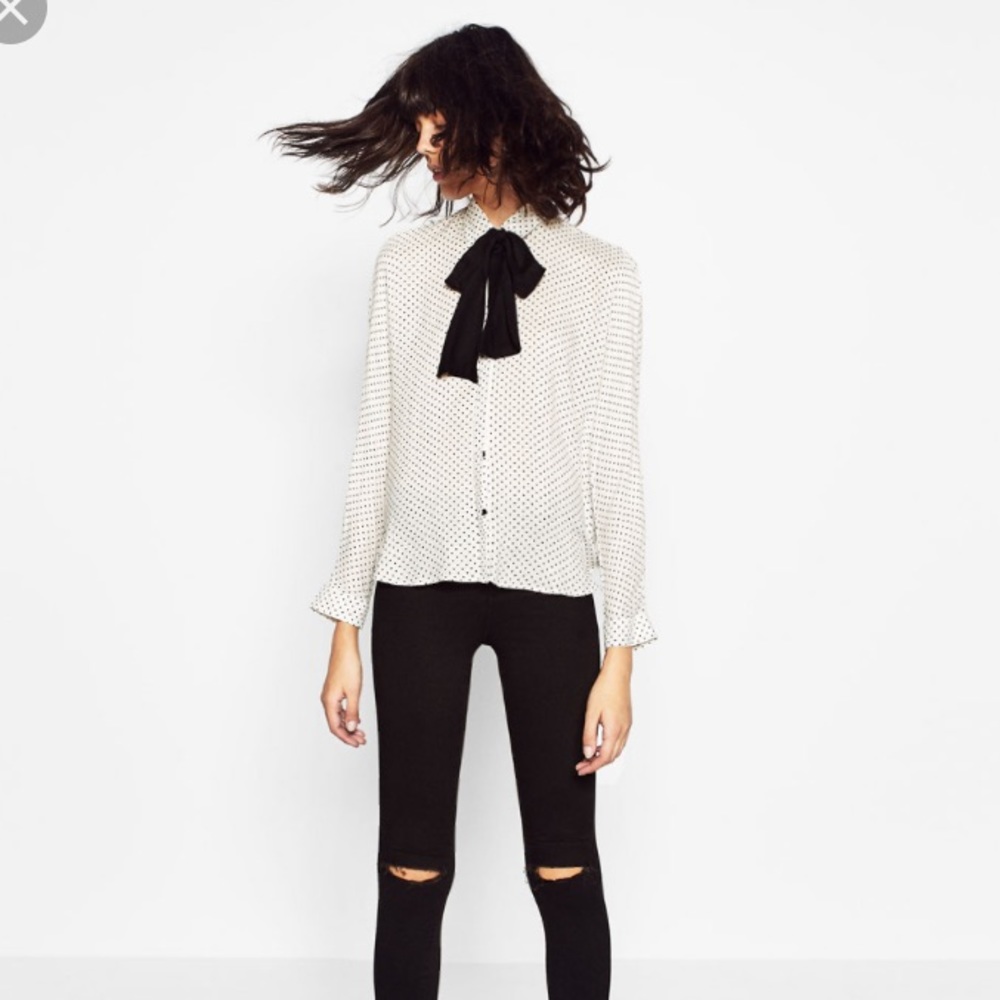 ❣️ Zara Spotted Shirt ❣️