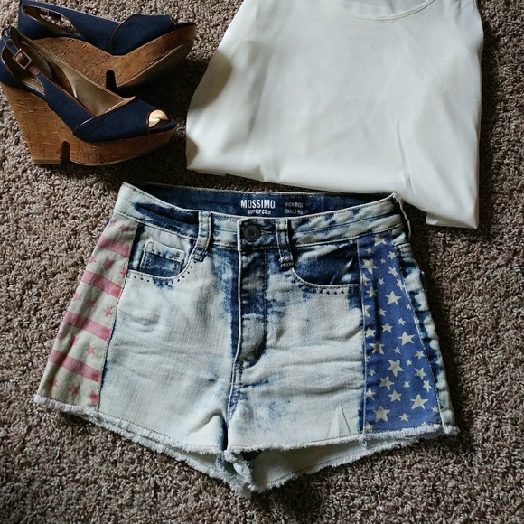 { Mossimo } 4th of July Mini Shorts - Picture 1 of 8