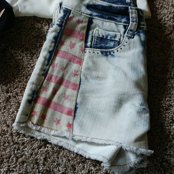 { Mossimo } 4th of July Mini Shorts - Picture 6 of 8