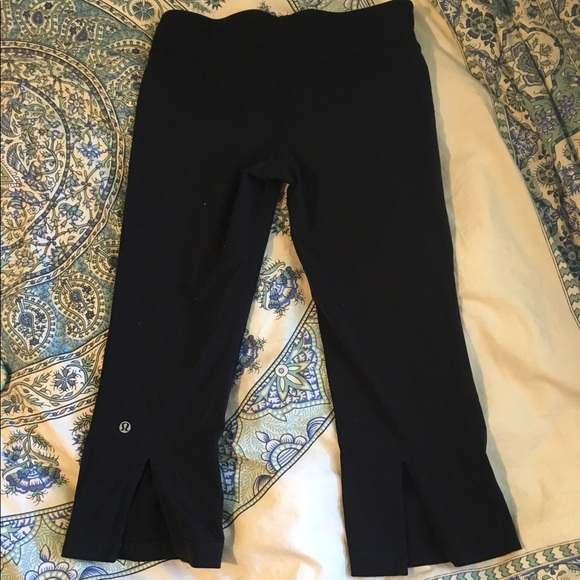 Lululemon Capri - Picture 2 of 3