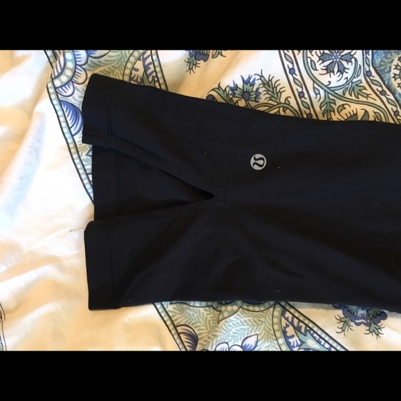 Lululemon Capri - Picture 3 of 3