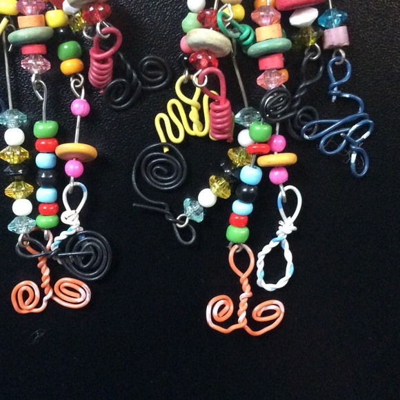 Artisan Crafted | Dangling Earrings - Picture 2 of 4