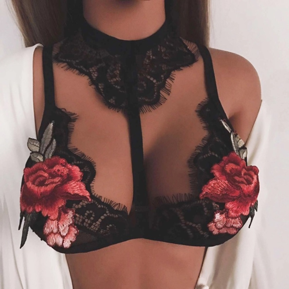 Flower appliqué choker bralette