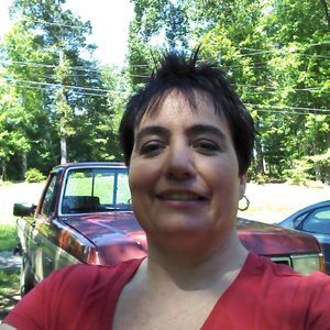 Meet your Posher, April