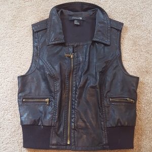 FOREVER 21 Black faux leather vest