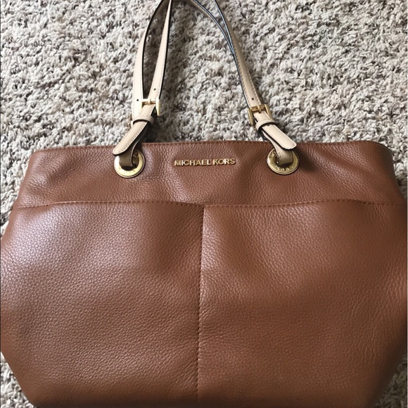 Michael Kors bag - Picture 1 of 1
