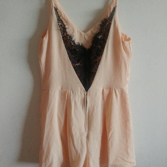 Lace back romper - Picture 1 of 2