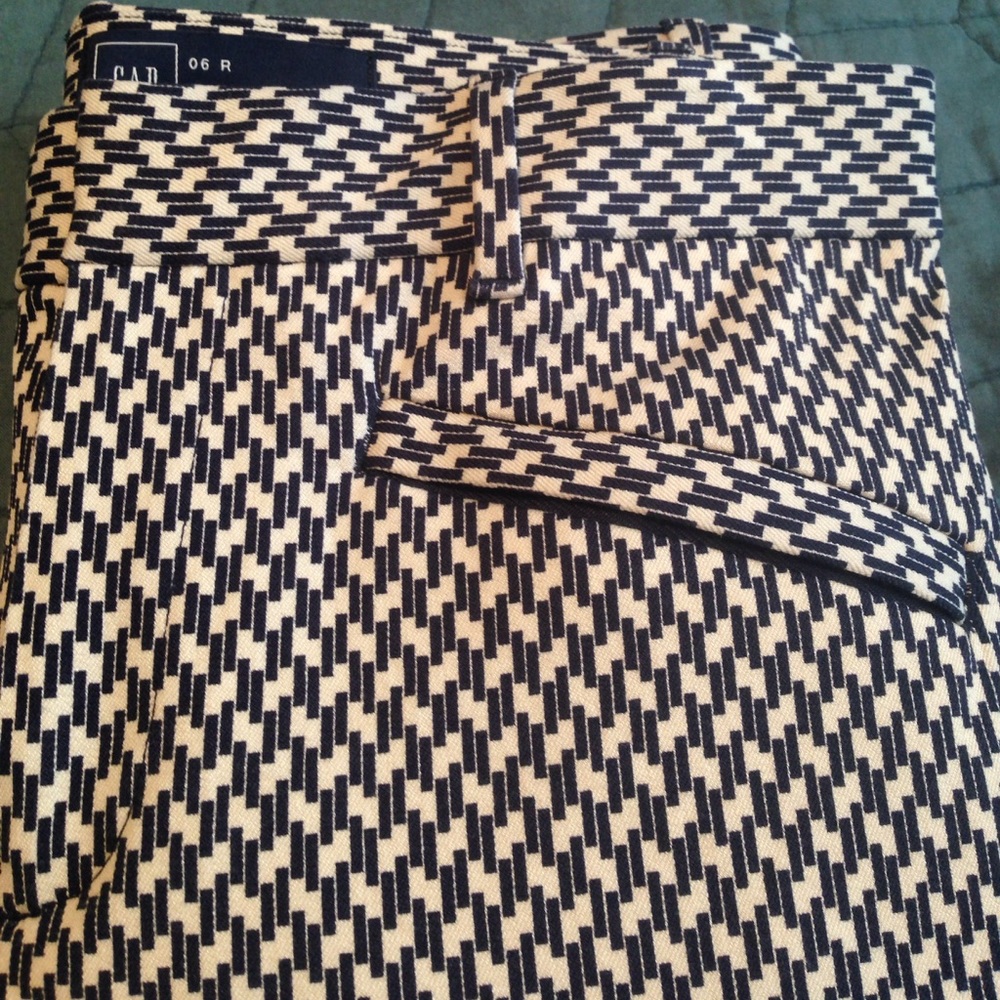 GAP Bi-Stretch Skinny Ankle Pants, White/Navy