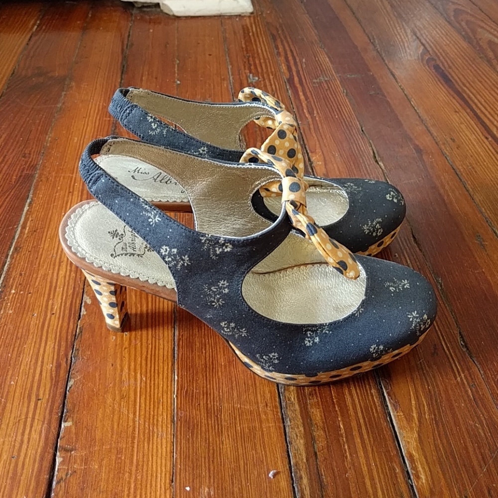 Miss albright 6m bow slingback heel