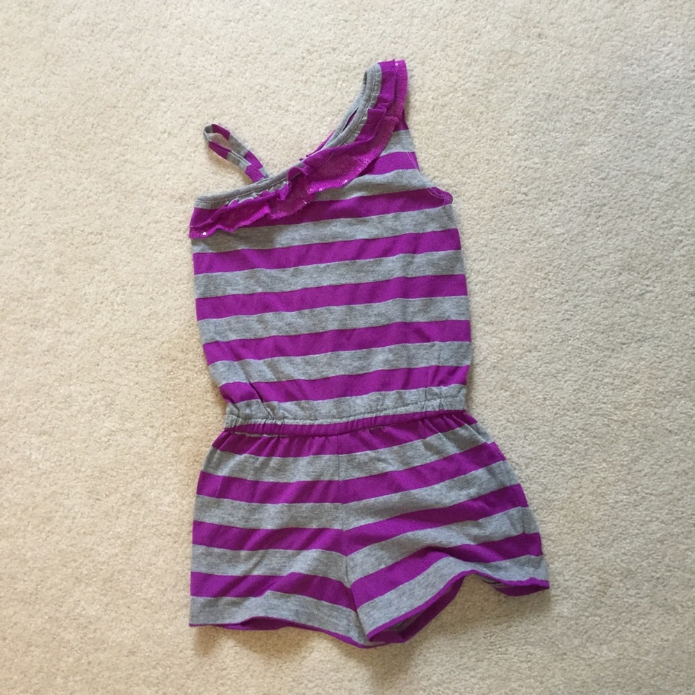 Girl romper Small