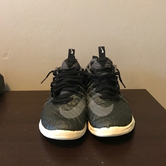 Nike hyperrev - Picture 2 of 3