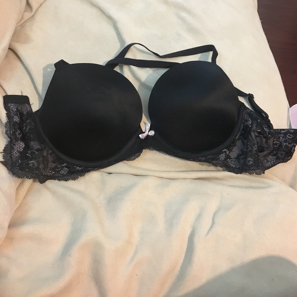 Victoria secret push up bra 36C