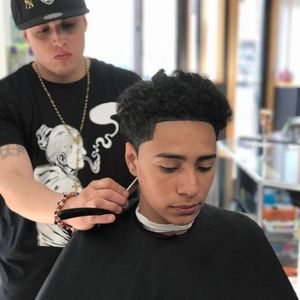 Meet your Posher, Juan