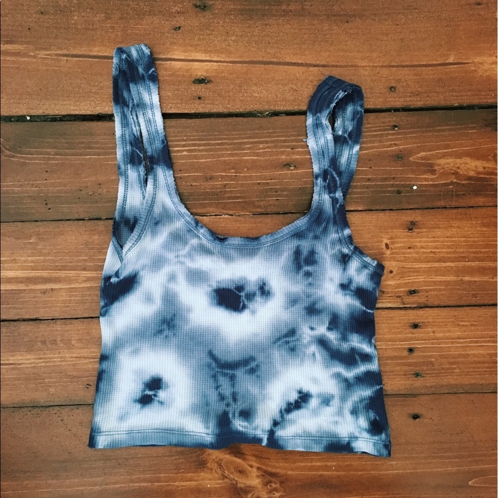 L.A. Hearts Crop Tie Dye Top