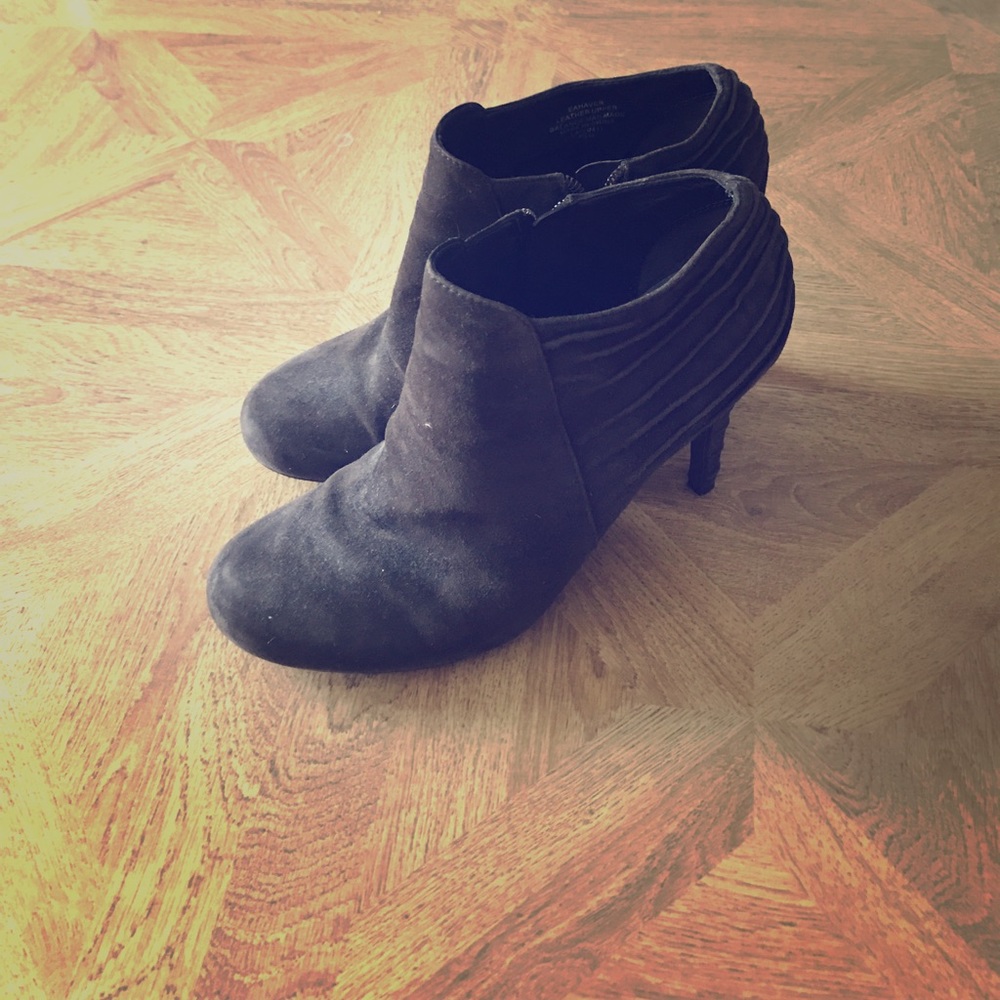 Enzo Angiolini brown boots