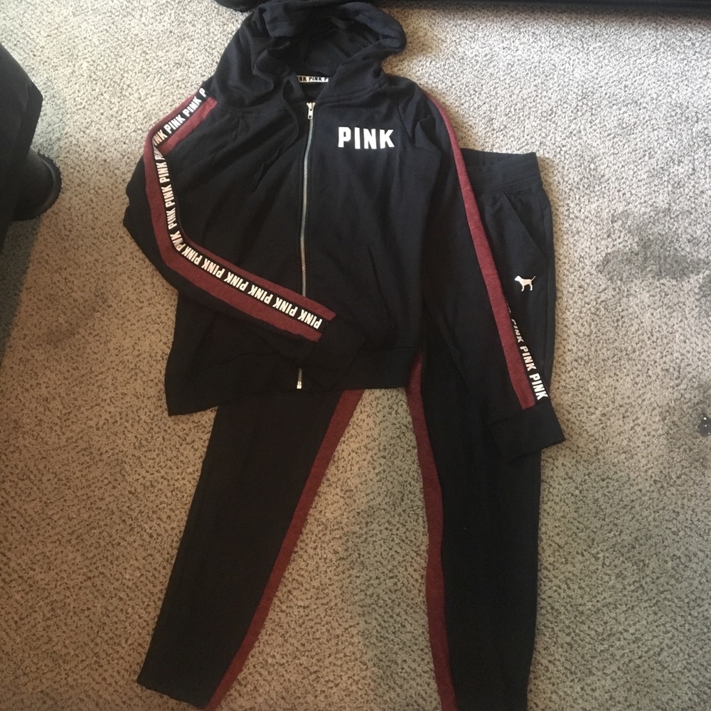 Super casual & comfy matching VS Pink Outfit!