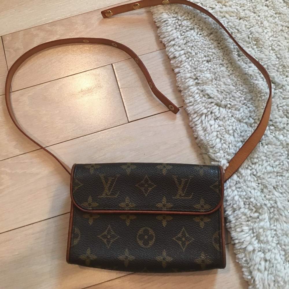 Authentic LV pouch belt bag.