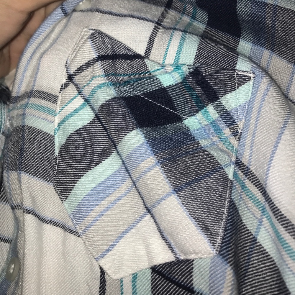 Flannel - Picture 2 of 4