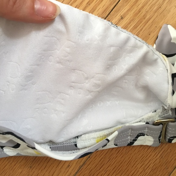 *SOLD* Roxy DVF bikini set - Picture 7 of 7