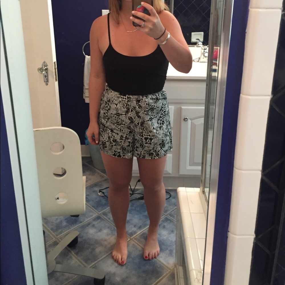 Aztec romper - Picture 5 of 6