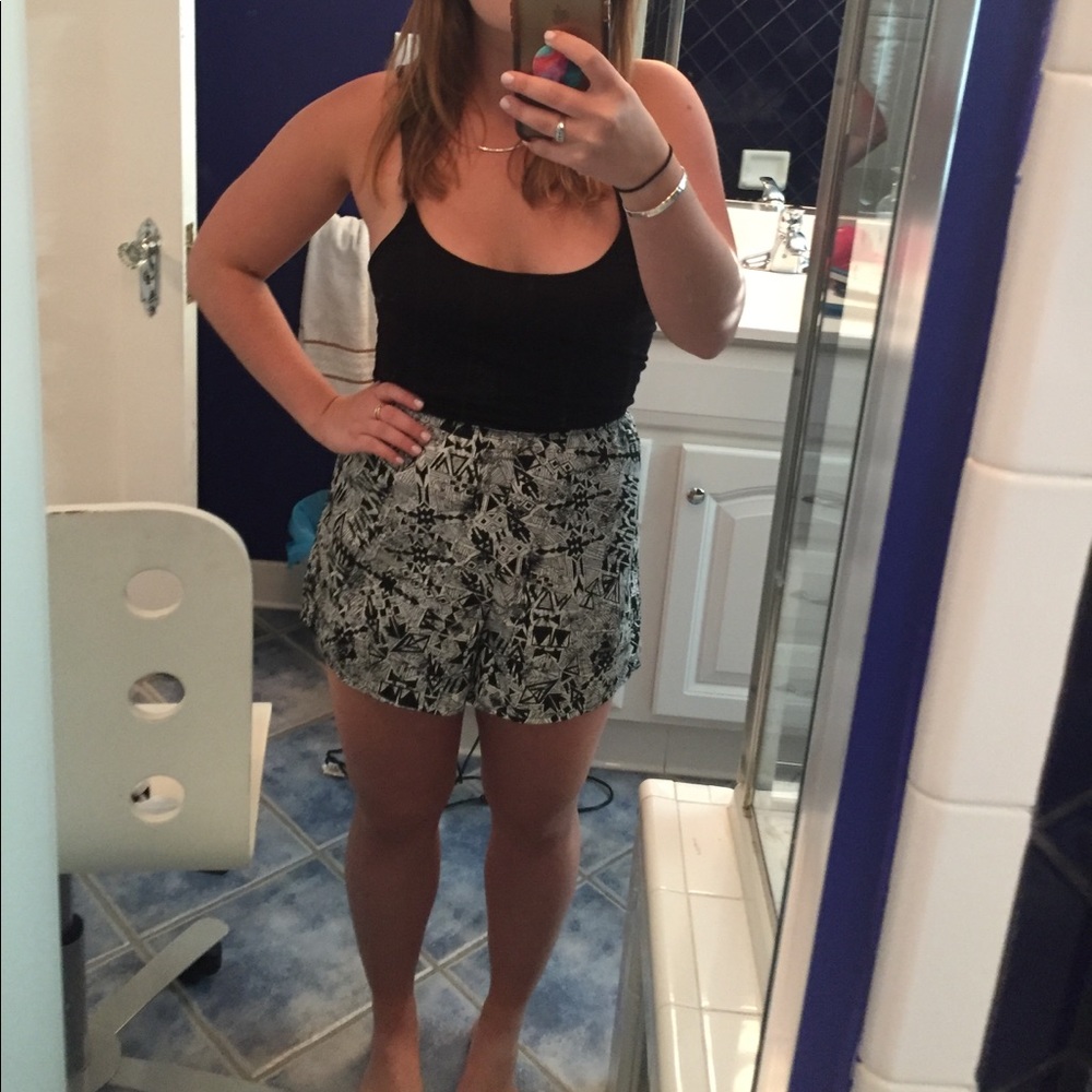 Aztec romper - Picture 6 of 6