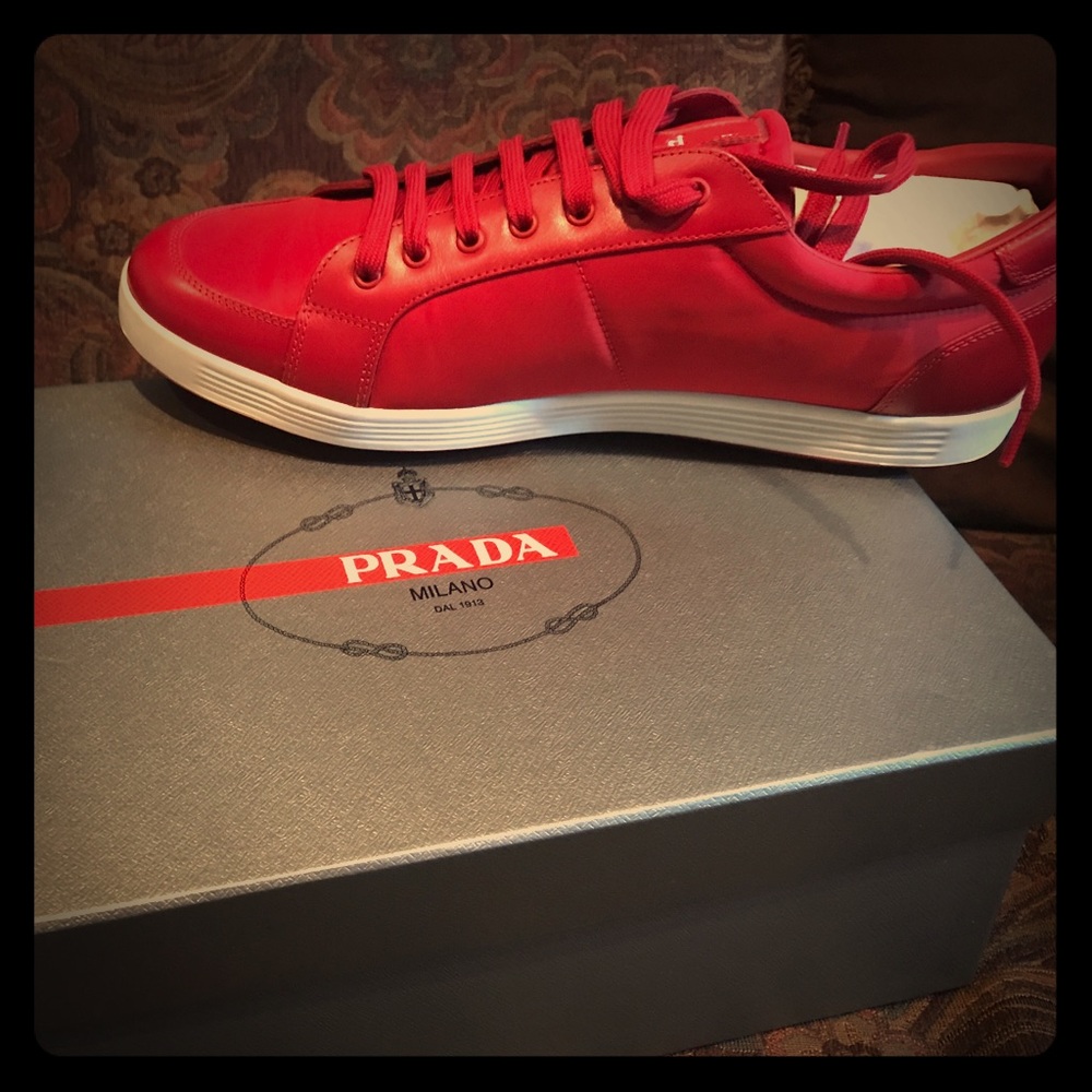 Prada shoes red and white. Brand new !