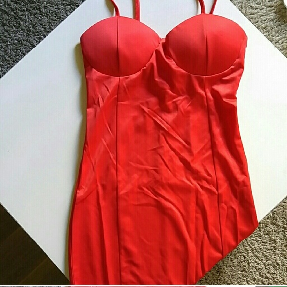 Sexy red dress - Picture 3 of 4