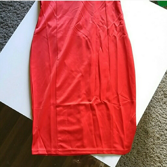 Sexy red dress - Picture 4 of 4